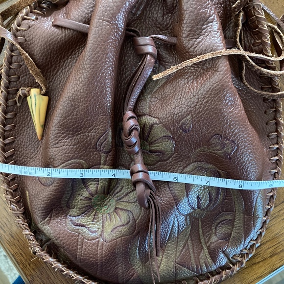 LUCKY BRAND LEATHER CROSSBODY FLORAL MOTIF BAG - Picture 8 of 10